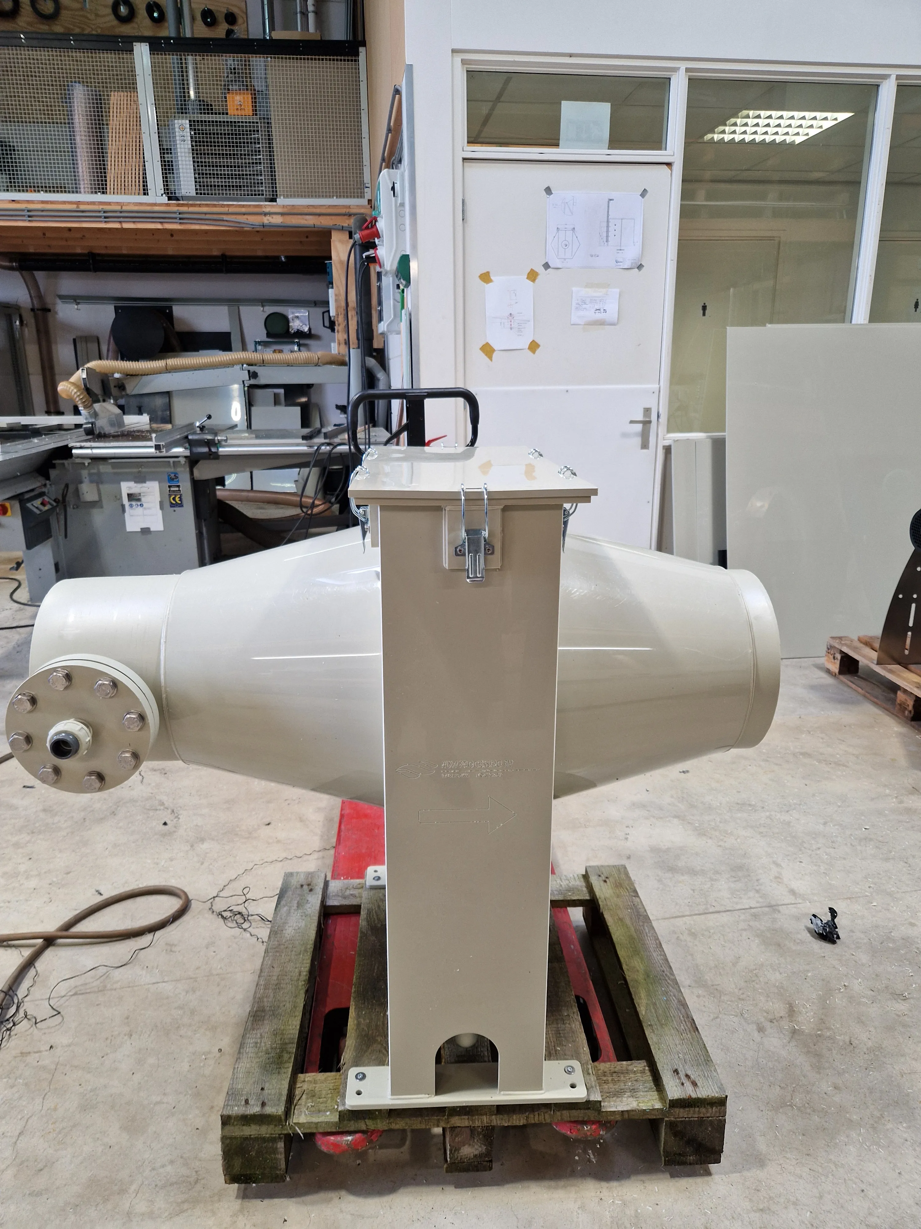 Kunststof filtervat op maat in de werkplaats van RDW Processing