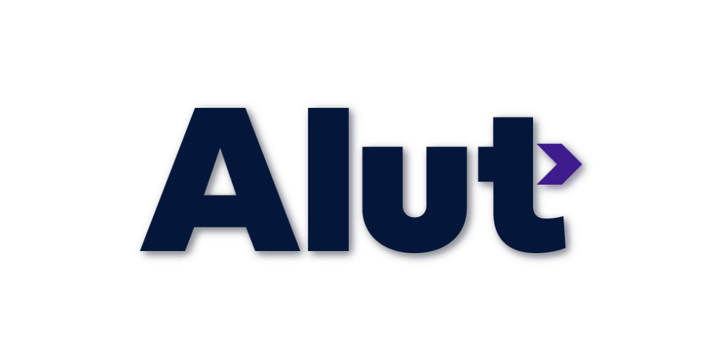 Logo med teksten Alut med en lilla pil som peker til høyre på slutten av ordet. Eksempel på ukorrekt logo.