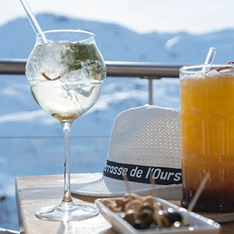 Cocktails sur la terrasse