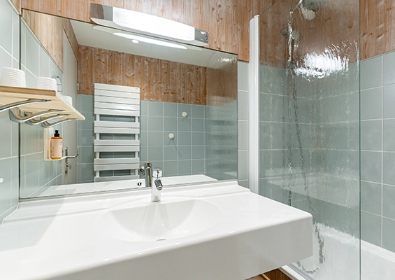 Duplex room for 4 people hotel Ours Blanc bathroom 1