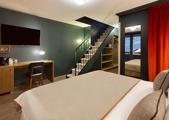 Duplex room for 5 people at L'Ours Blanc