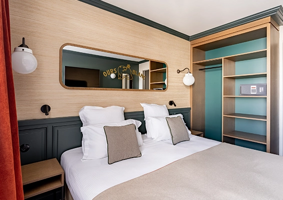 Connecting room for 4 people at L'Ours Blanc bedroom 2