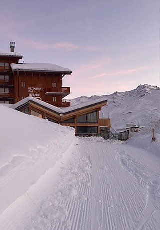 Polar bear hotel on the slopes