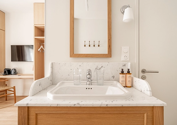 Chambre simple Villa Camille lavabo