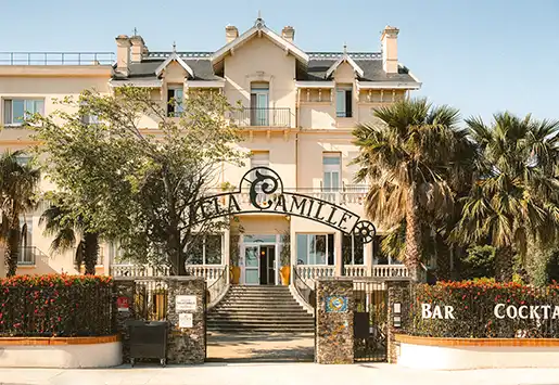 façade de la villa camille à banyuls sur mer