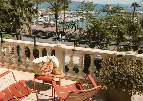 Chambre familiale vue balcon villa camille banyuls sur mer
