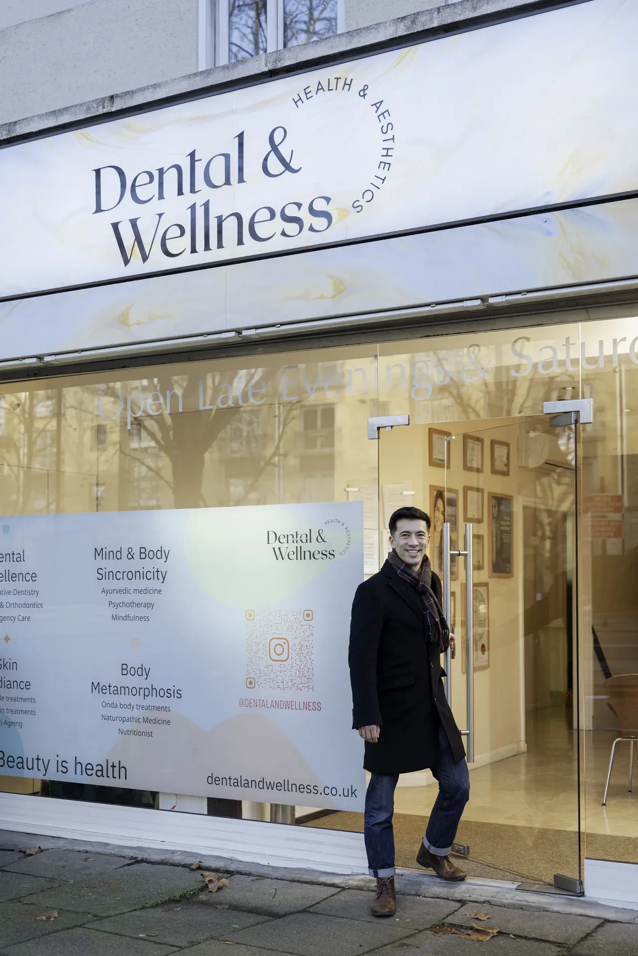 Dentist near Angel: shopfront of Dental & Wellness London at 222 Essex Road, Islington