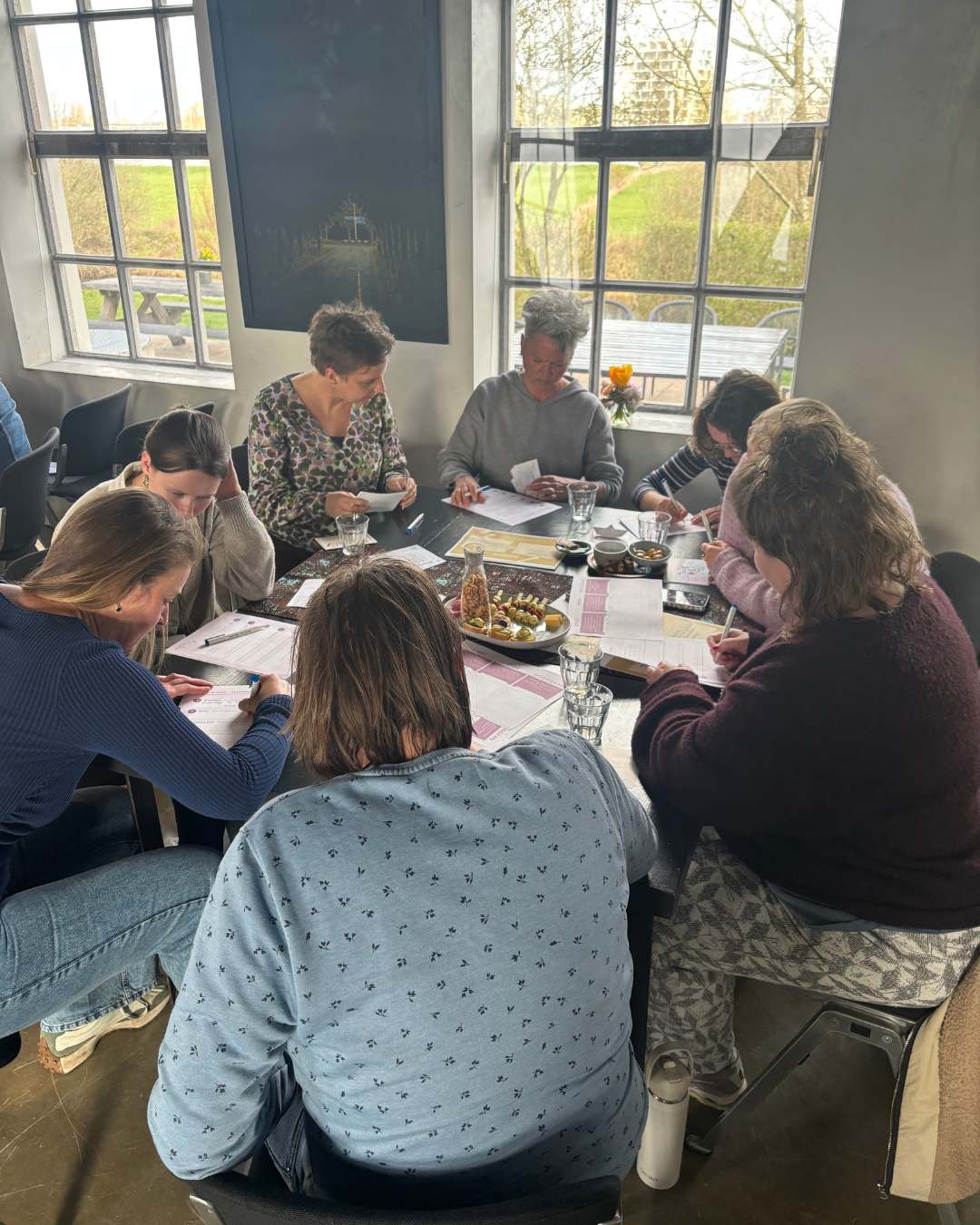 Zorgprofessionals tijdens interactieve training