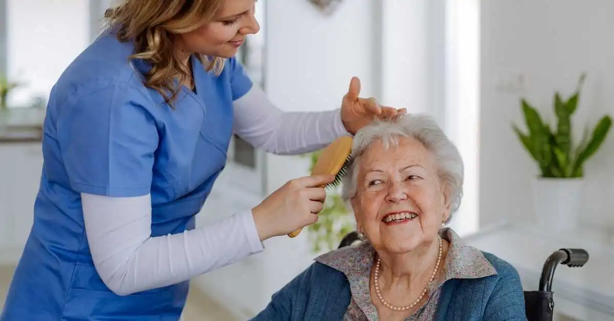 Ayuda a domicilio: Cómo integrar el sistema de alertas de Seniordomo con el cuidado por horas