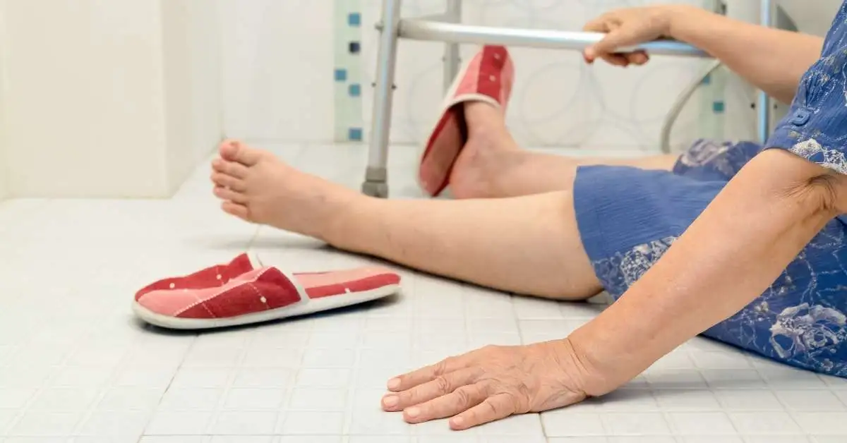 Caídas en personas mayores: por qué ocurren, cómo prevenirlas y qué hacer después