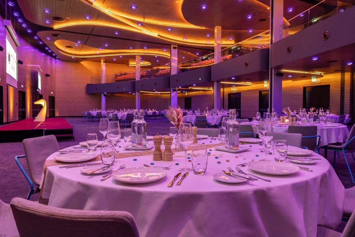 Park Inn by Radisson Amsterdam City West - New Ballroom Cabaret