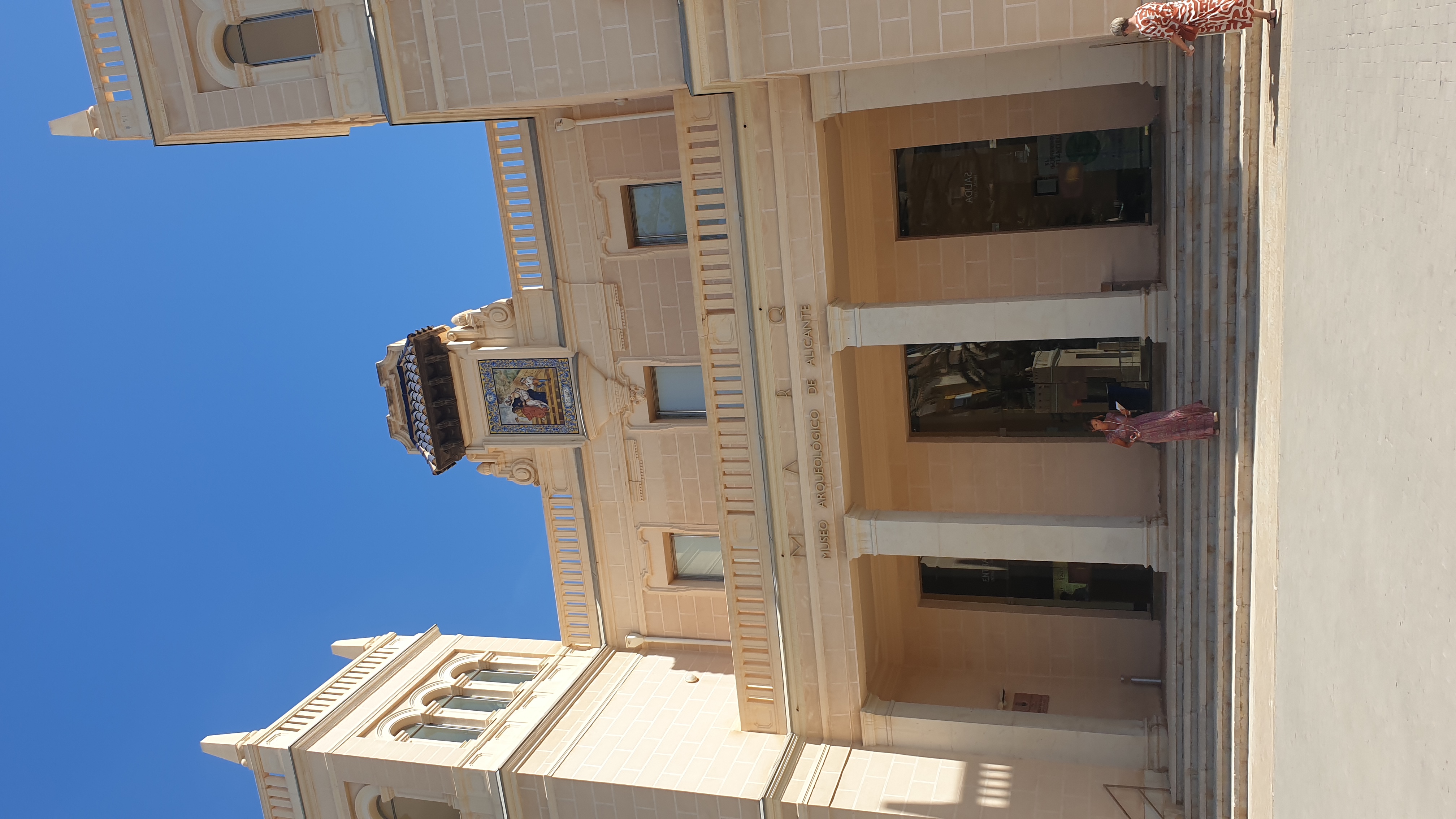 MARQ (El Museo Arqueológico de Alicante)