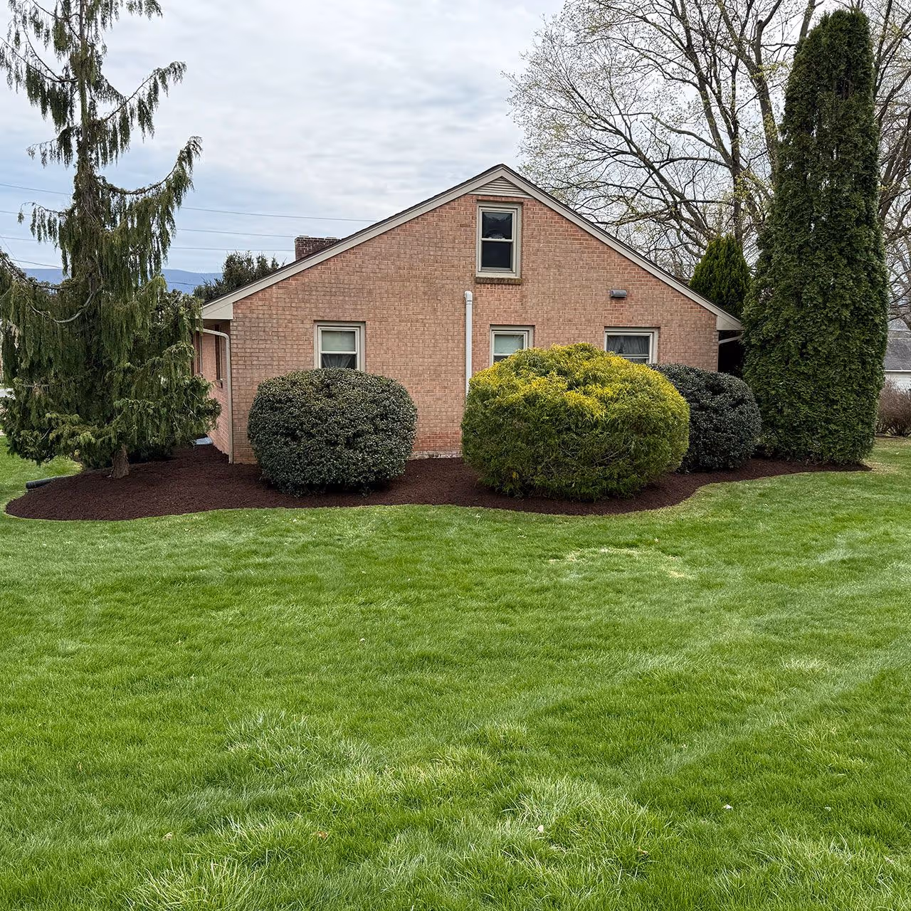 Mulch installation services in Williamsport Pennsylvania landscape beds
