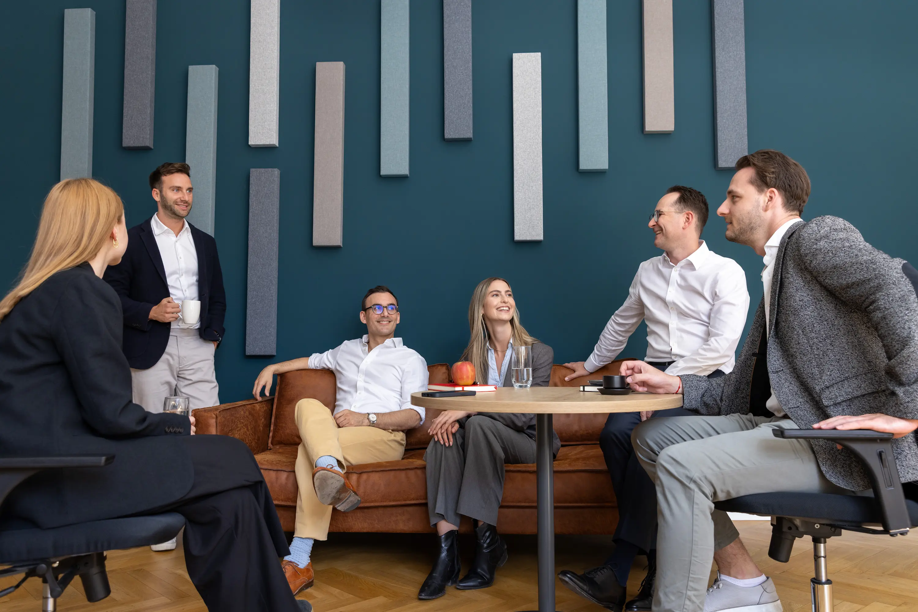 Scaleon Team im Büro