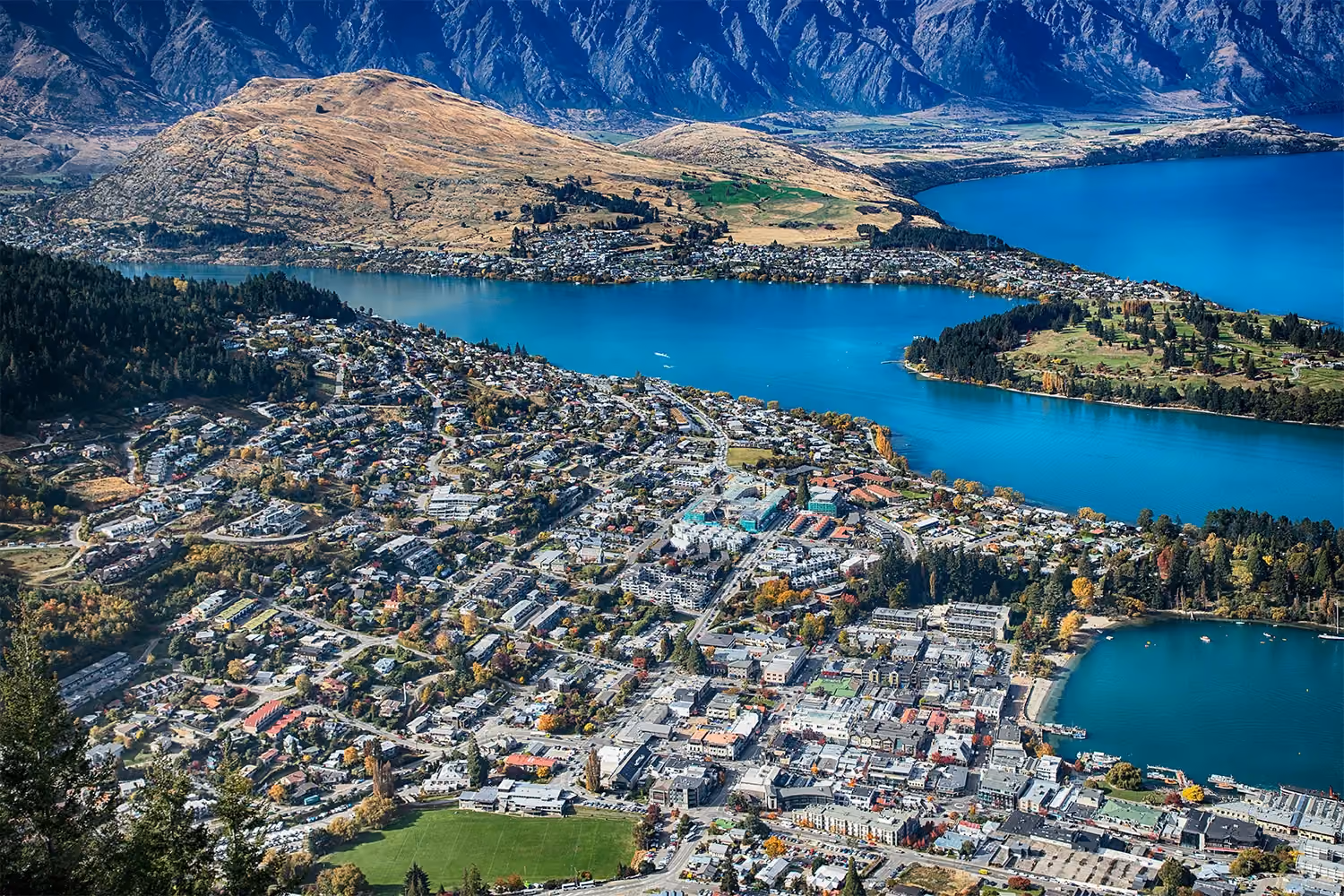 This is the Thumbnail for the Travel Guide: New Zealand item