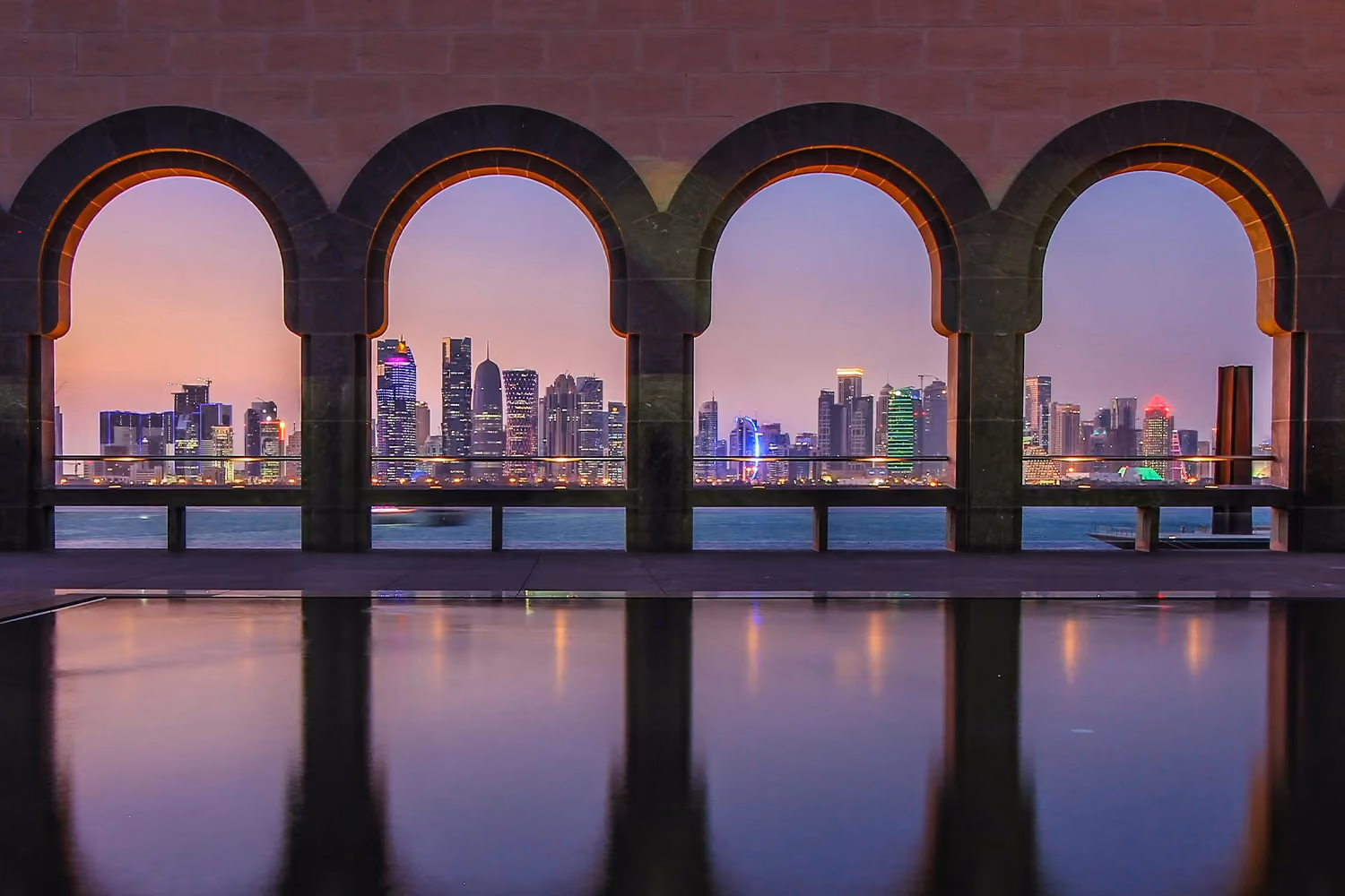 This is the Thumbnail for the Travel Guide: Qatar item