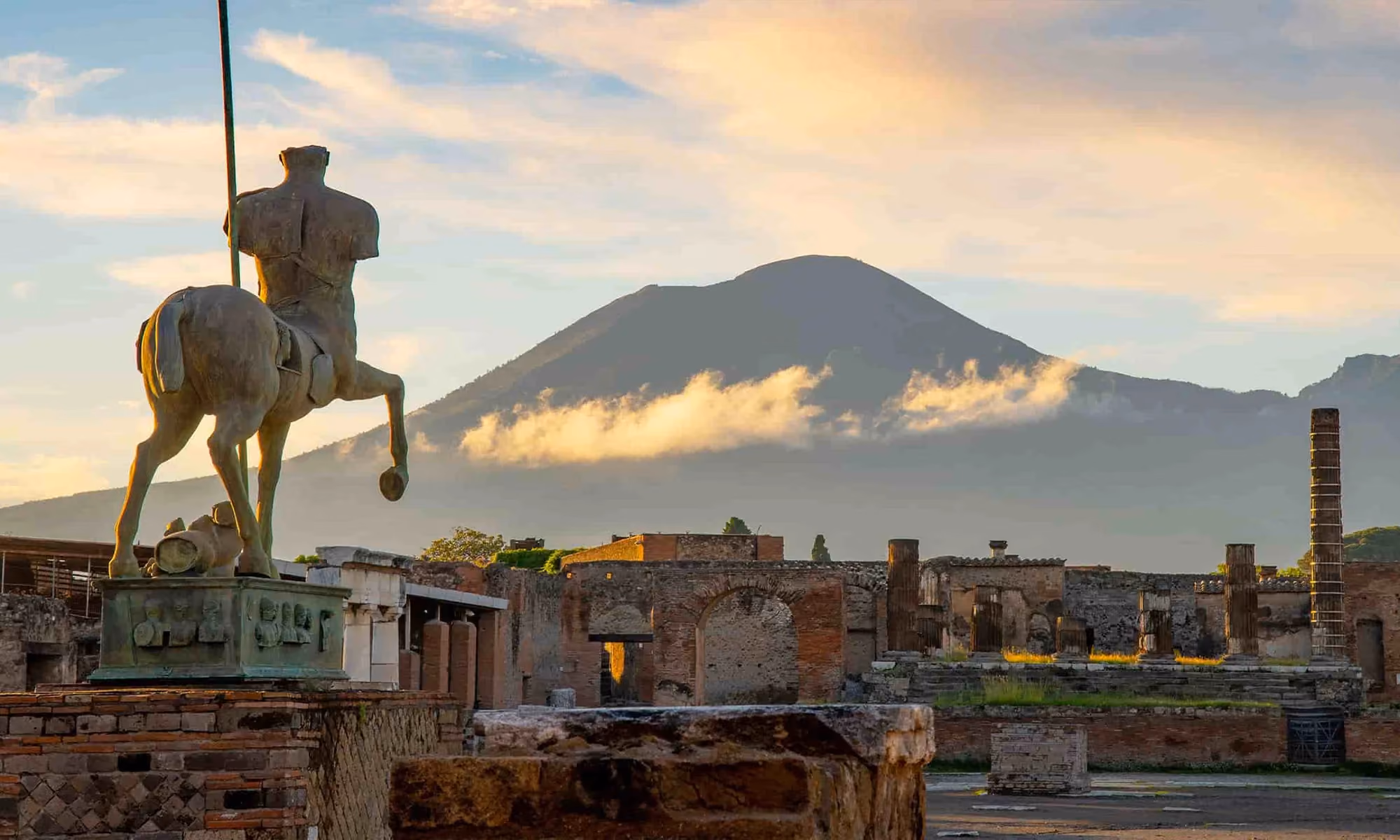 This is the Thumbnail for the Travel Guide: Pompeii item