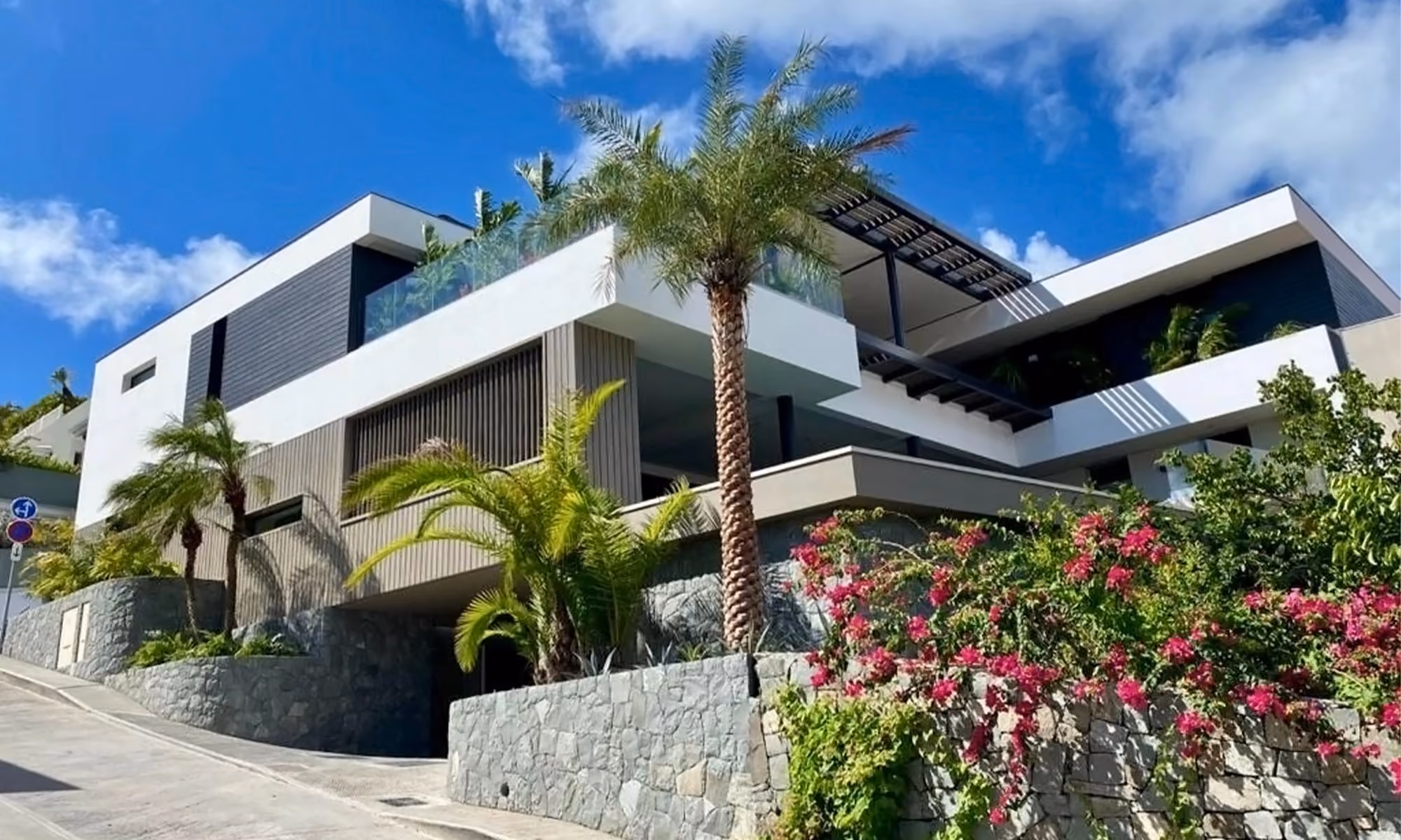 This is the Thumbnail for the Elegant Villa in St. Barts with Stunning Ocean Views and Private Pool item