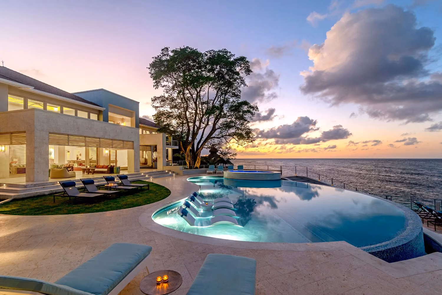 This is the Thumbnail for the 180-degree Coastal View Villa With Infinity Pool, Jacuzzi & Resort Amenities in Ocho Rios item