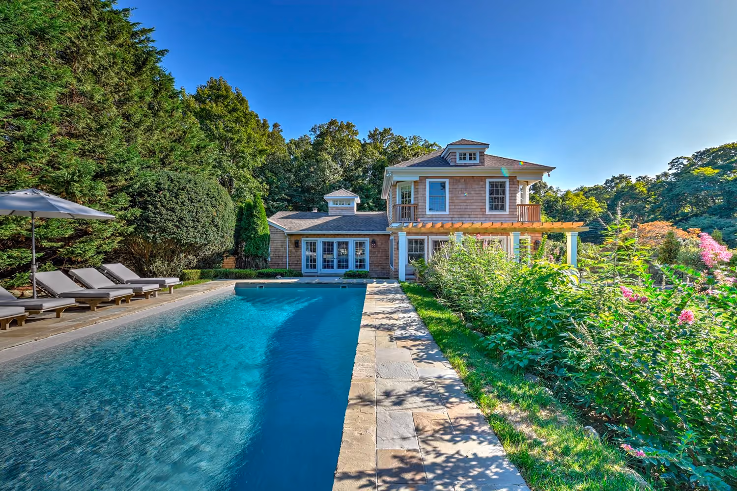 This is the Thumbnail for the Charming Southampton Villa with Heated Pool, Lush Gardens, and Proximity to Village & Beaches item