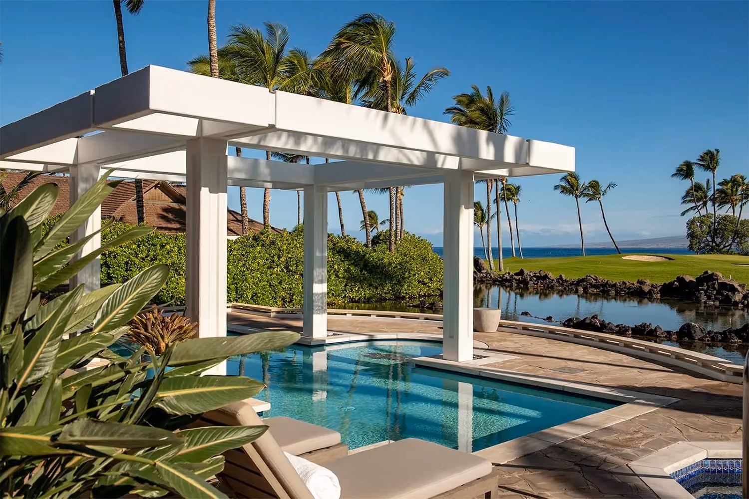 This is the Thumbnail for the Idyllic Luxury Villa in Hawaii With Swimming Pool, Jacuzzi, and Ocean Views item