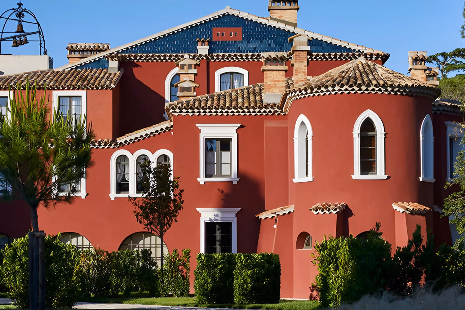 This is the Thumbnail for the Luxurious 19th-Century Chateau in St. Tropez With Pool, Hammam, and Dance Floor item