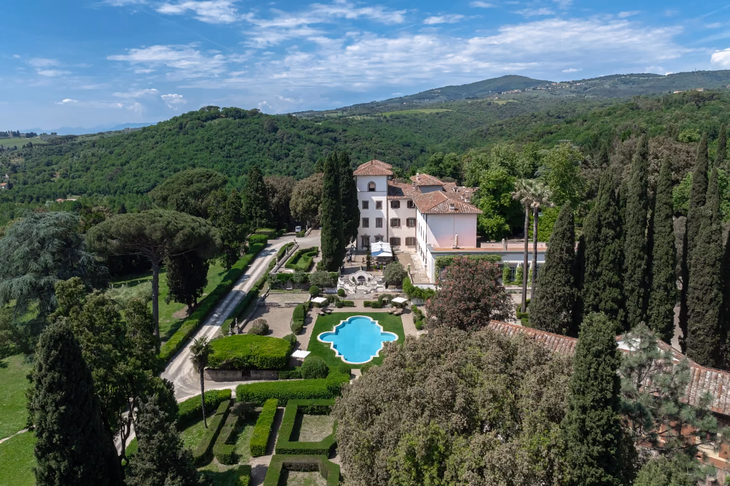 This is the Thumbnail for the Historic Palatial Villa in Tuscany with Indoor and Outdoor Swimming Pools, Jacuzzi, and Vineyards  item