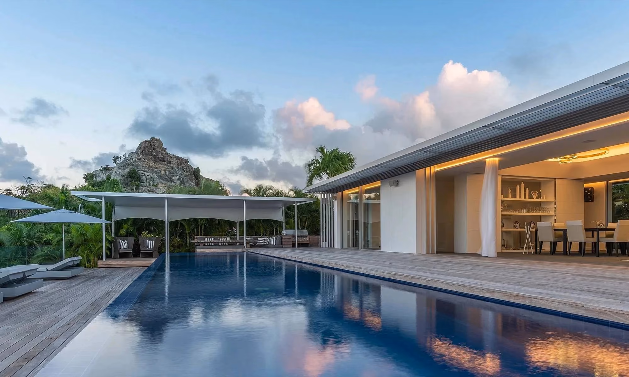 This is the Thumbnail for the Contemporary Villa with Modern touches and Endless Ocean Views item