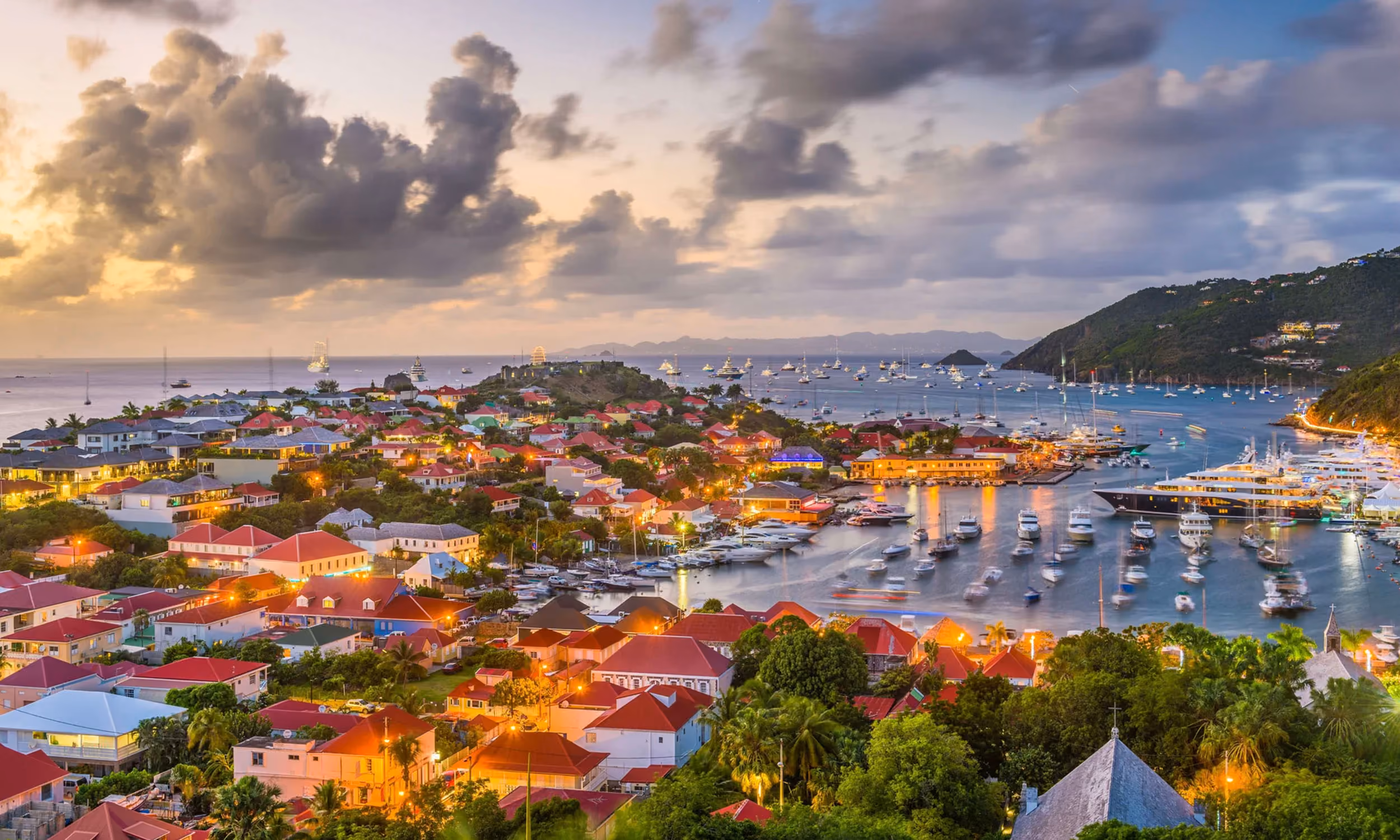 This is the Hero Image for the Gustavia item