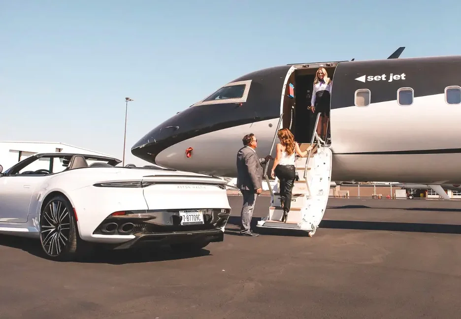 This is the Thumbnail for the *top* *10* REASONS *to* FLY PRIVATE *over* COMMERCIAL item