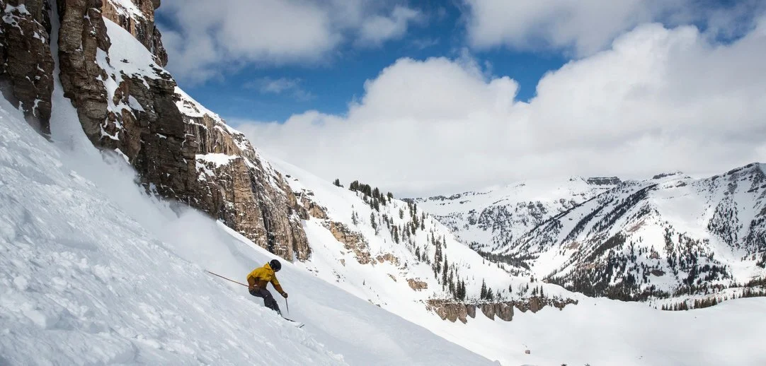 This is the Thumbnail for the *top* SIX *luxury* US SKI LODGES *&* RESORTS *you* DIDN'T KNOW ABOUT item