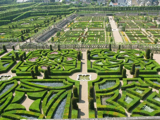 This is the Thumbnail for the *our* *top* SIX CASTLE GARDENS *of* EUROPE item