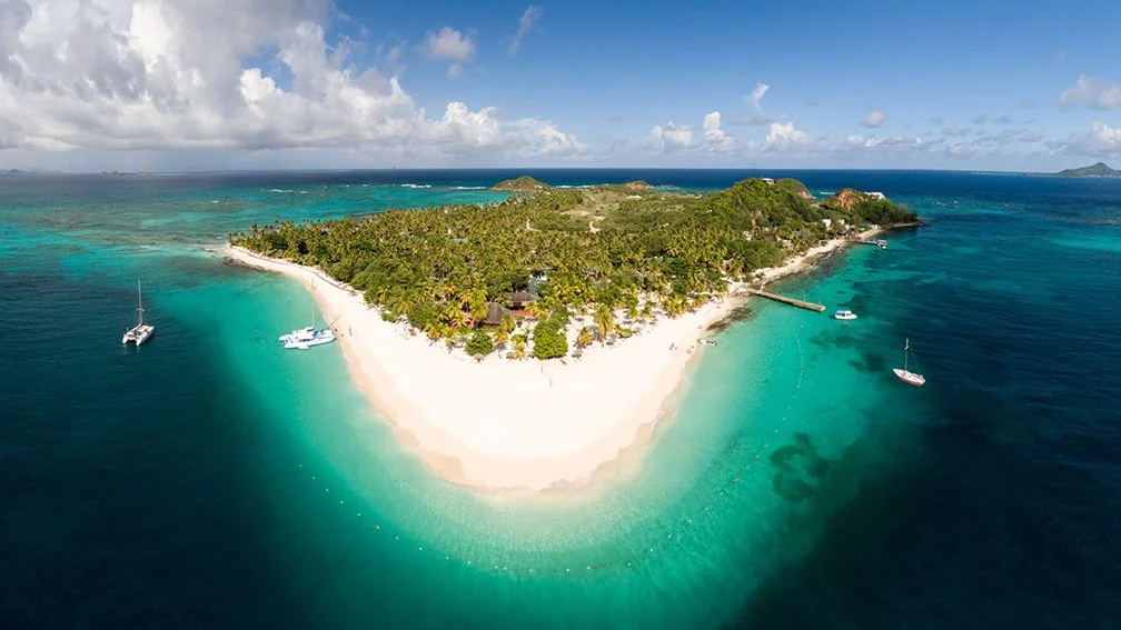 This is the Thumbnail for the HUGE EXPANSION *in* *the* *luxury* TRAVEL MARKET PREDICTED *for* *the* *next* FIVE YEARS item