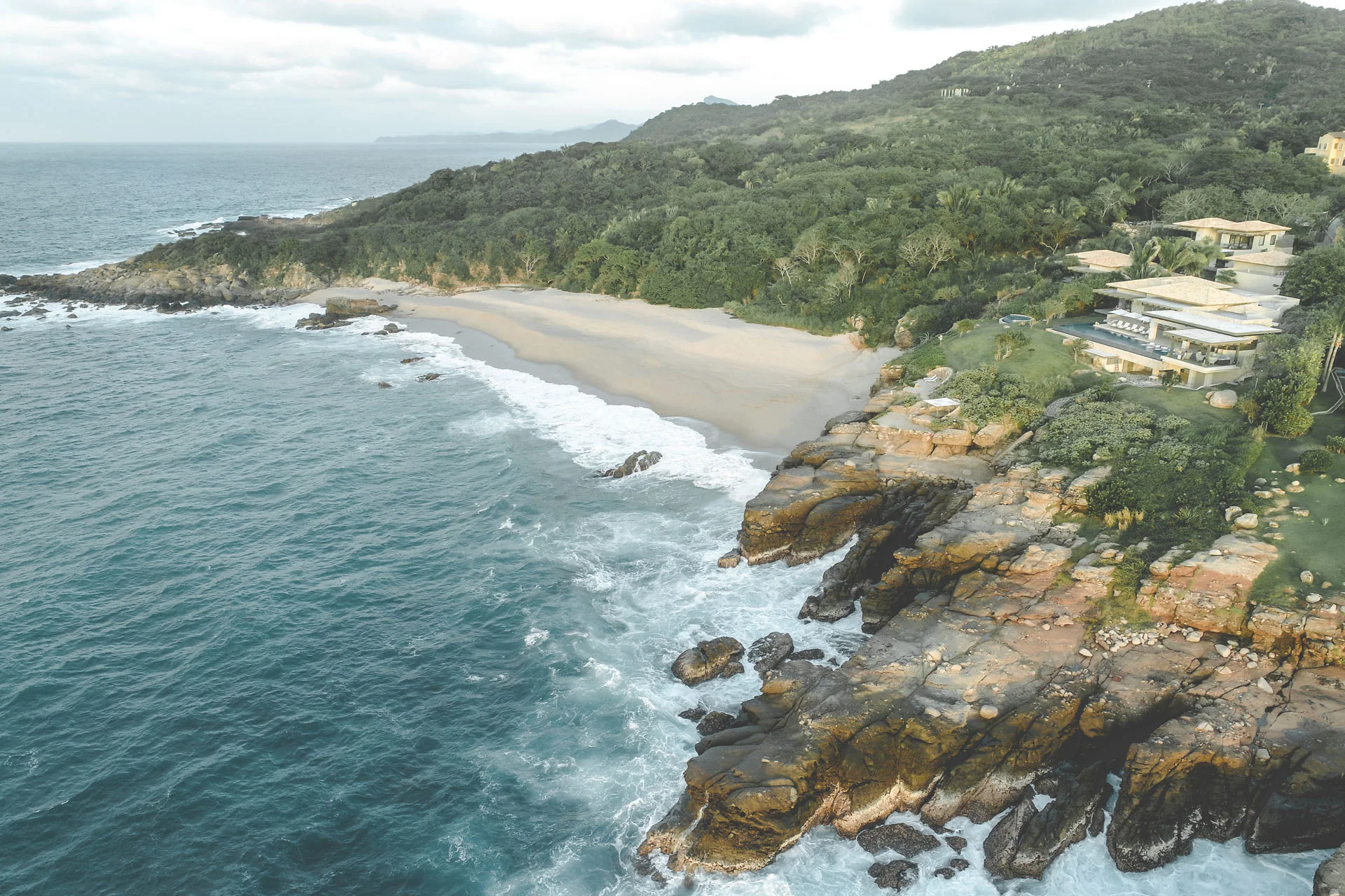 This is the Thumbnail for the MEXICO'S PACIFIC PARADISE*:* TOUR *this* *7-*BED OCEANFRONT VILLA *in* PUNTA MITA item