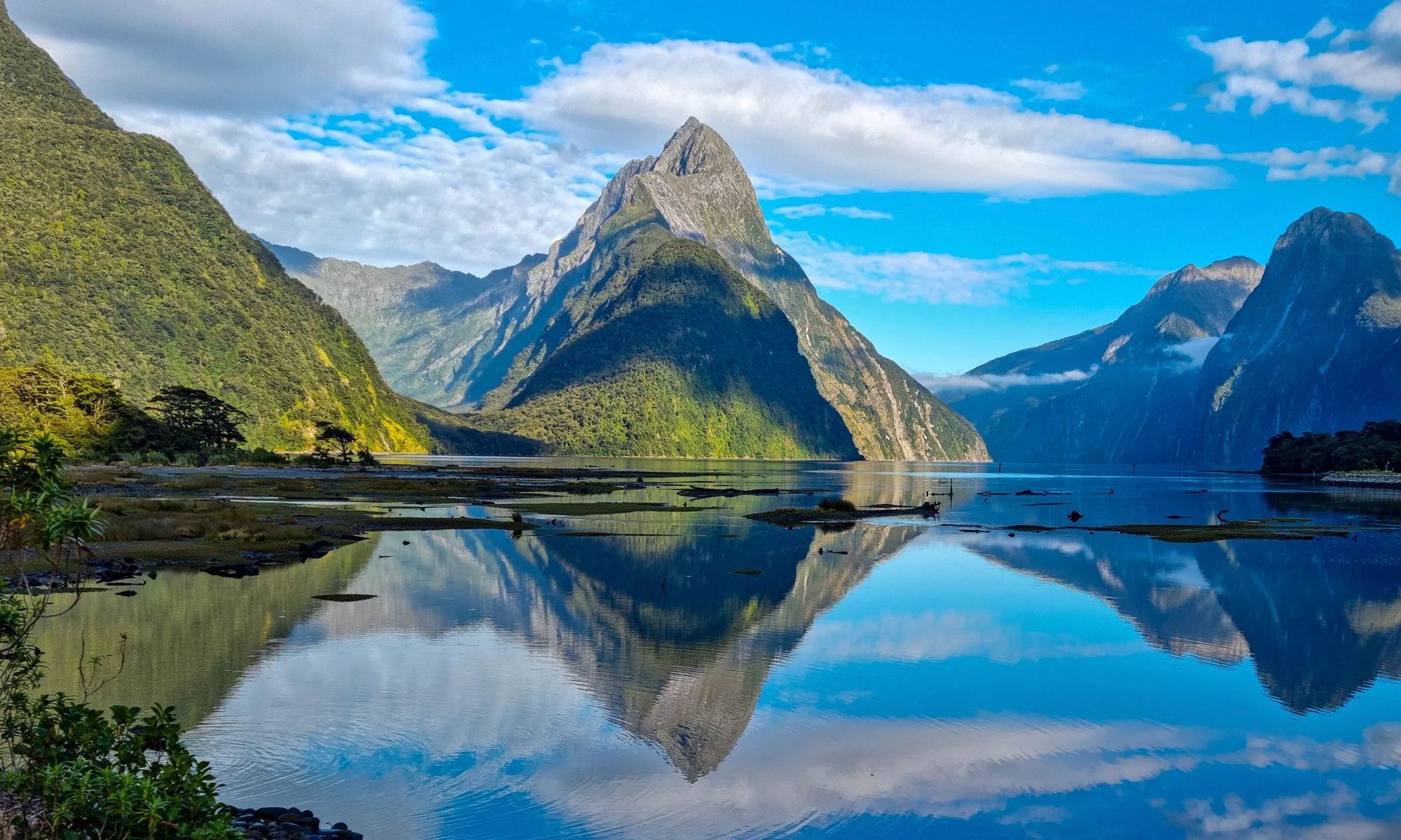 New Zealand Itinerary: 14 Days in The Land of the Kiwis