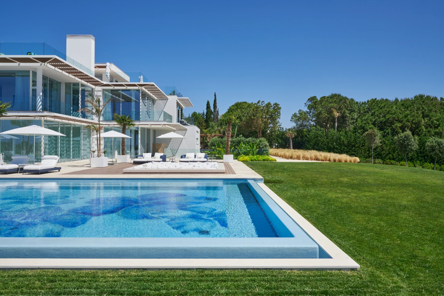 This is the Thumbnail for the Luxury Ocean View Villa in the Algarve With Heated Infinity Pool, Jacuzzi, and Heated Indoor Pool  item