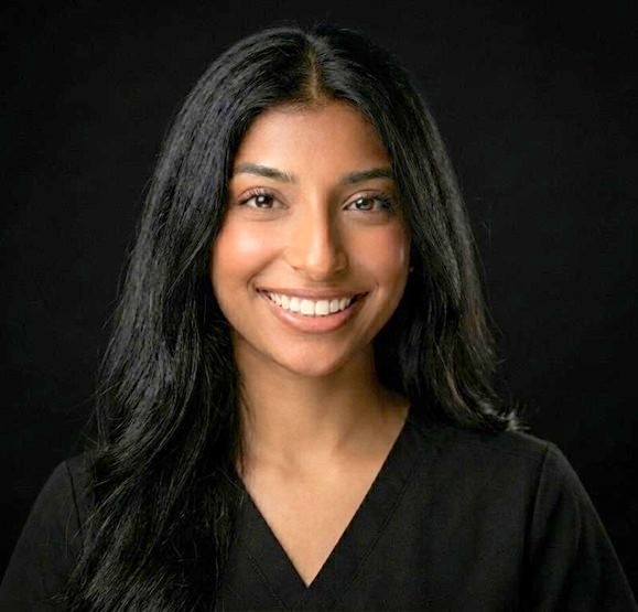 Esha - Hygienist