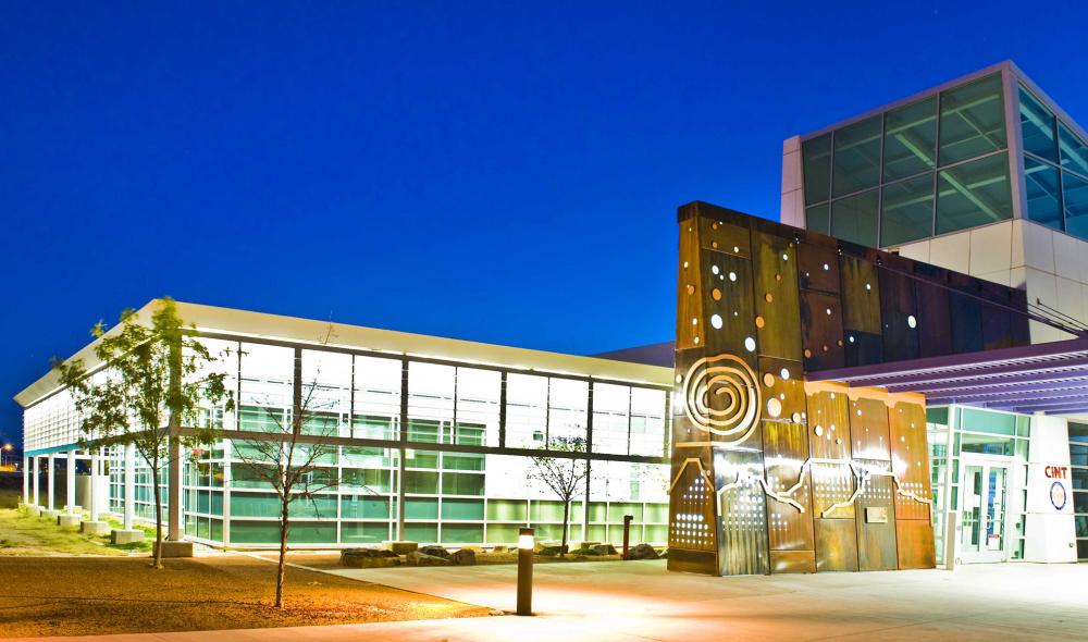 Center for Integrated Nanotechnologies facilities. 