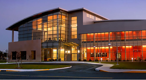 Center For Functional Nanomaterials facilities. 