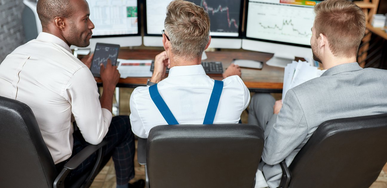cTrader suma copy trading con 9.000 estrategias activas