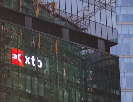 XTB suma 370.000 clientes y dispara su Q1 2026