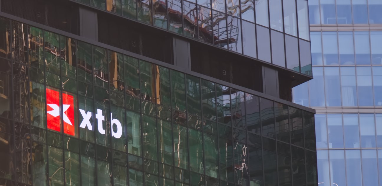 XTB suma 370.000 clientes y dispara su Q1 2026