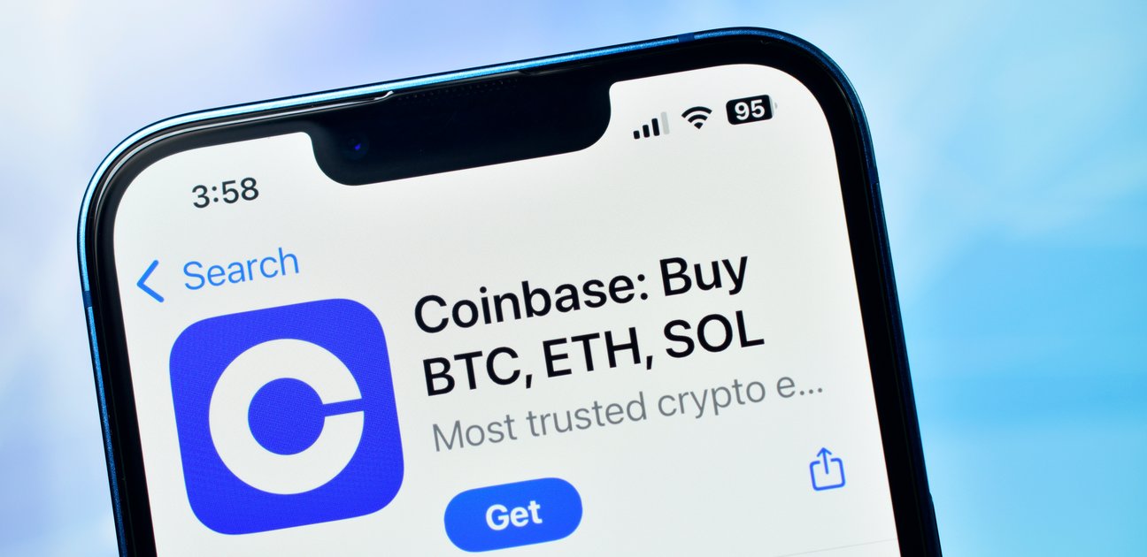 Coinbase obtiene licencia MiCA en la UE, Binance sigue fuera