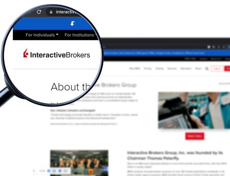 Interactive Brokers roza el billón en equity de clientes