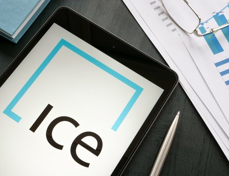 ICE Compass lleva inteligencia artificial a los bonos