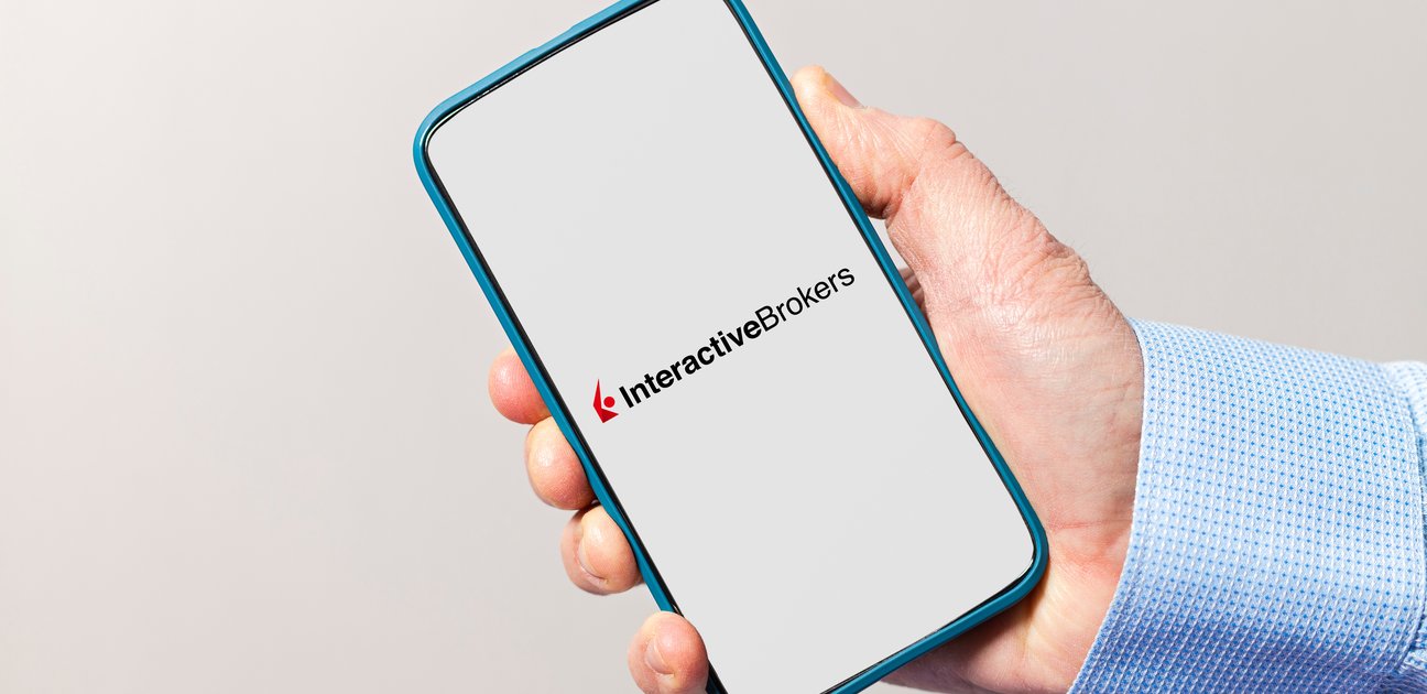 La velocidad como marca: la jugada de IA de Interactive Brokers