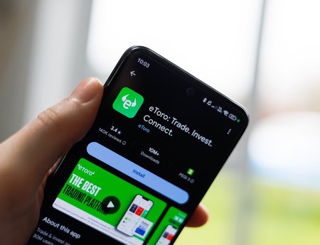 El capital retail abandona el petróleo por la IA en eToro