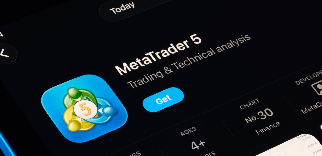 MetaTrader 5 suma IA nativa y passkey en su build 6030