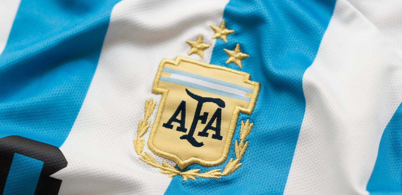 Renovar después de perder: el patrocinio de Mitrade con la AFA