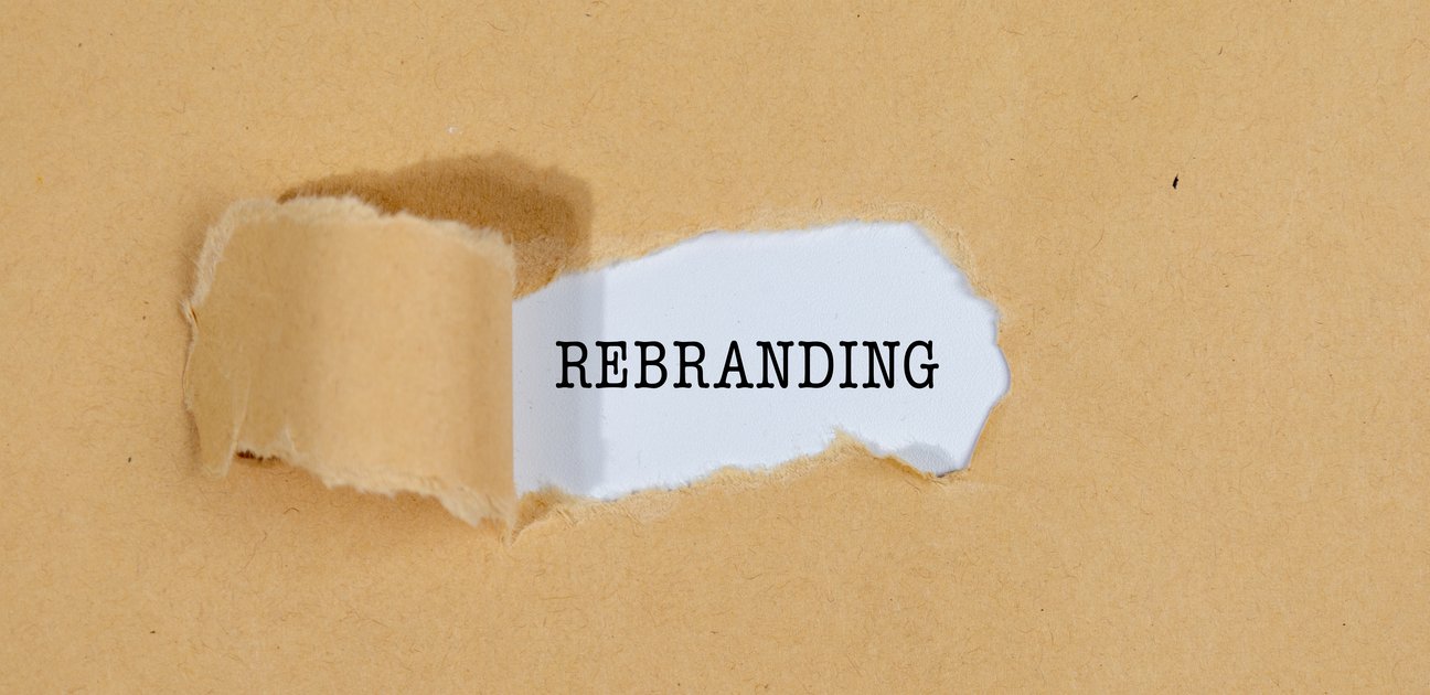 Cuando el nombre te queda chico: rebranding en los brokers